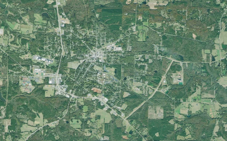 Aerial view centered on Barnesville, Georgia