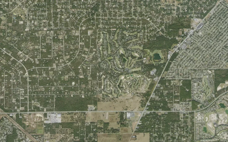 Aerial view centered on Black Diamond, Florida