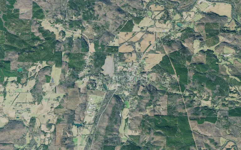 Aerial view centered on Cave Spring, Georgia
