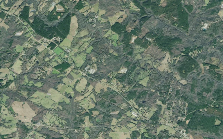 Aerial view centered on Dewy Rose, Georgia