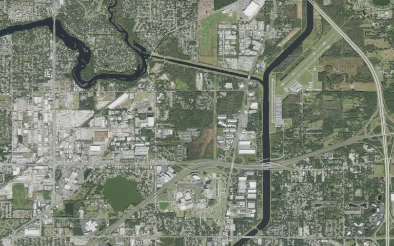 Aerial view centered on East Lake-Orient Park, Florida
