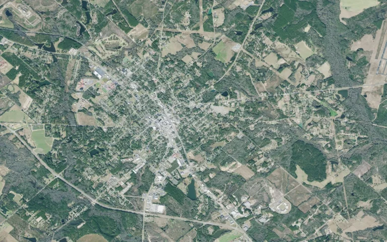 Aerial view centered on Eastman, Georgia