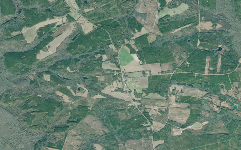 Aerial view centered on Edge Hill, Georgia