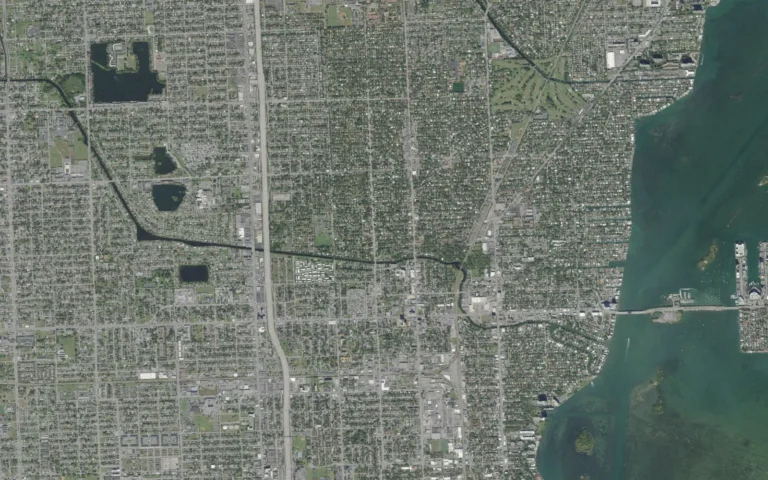 Aerial view centered on El Portal, Florida
