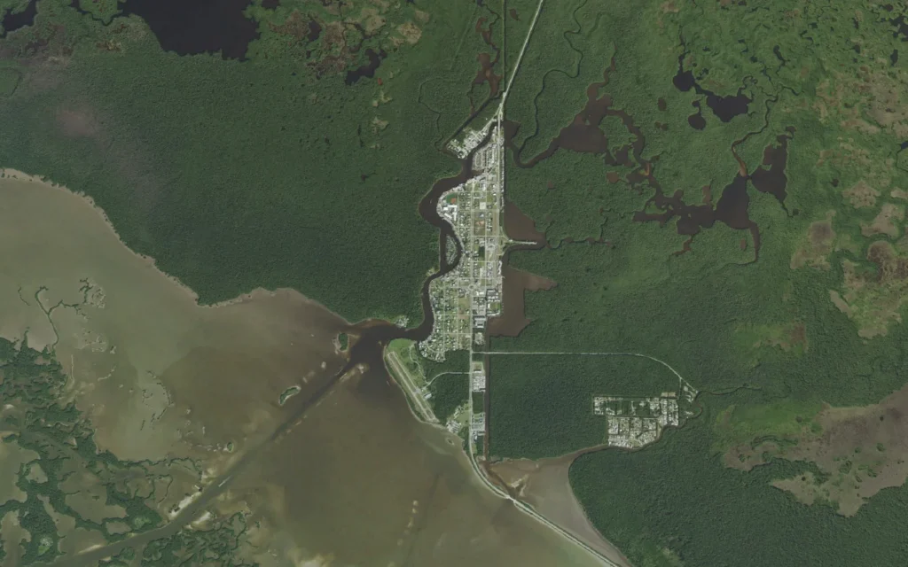 HVAC service area in Everglades