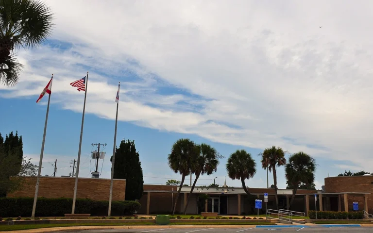 Fort Walton Beach, FL community scene