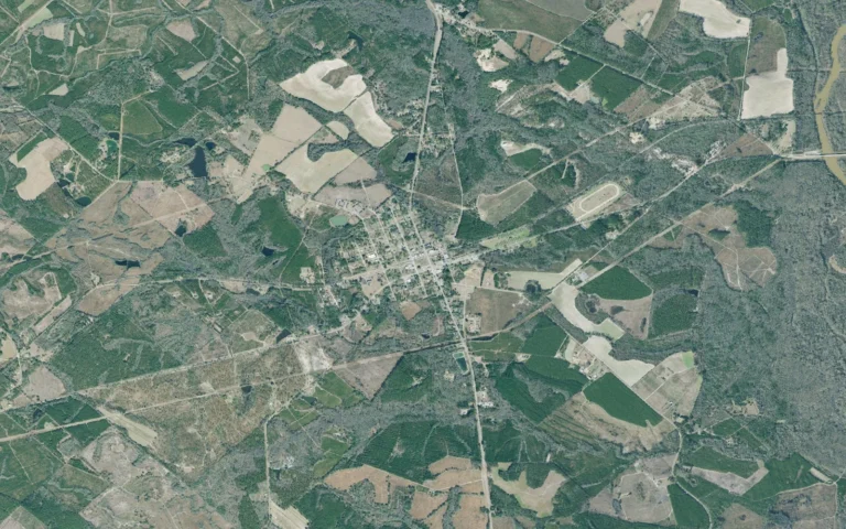 Aerial view centered on Glenwood, Georgia
