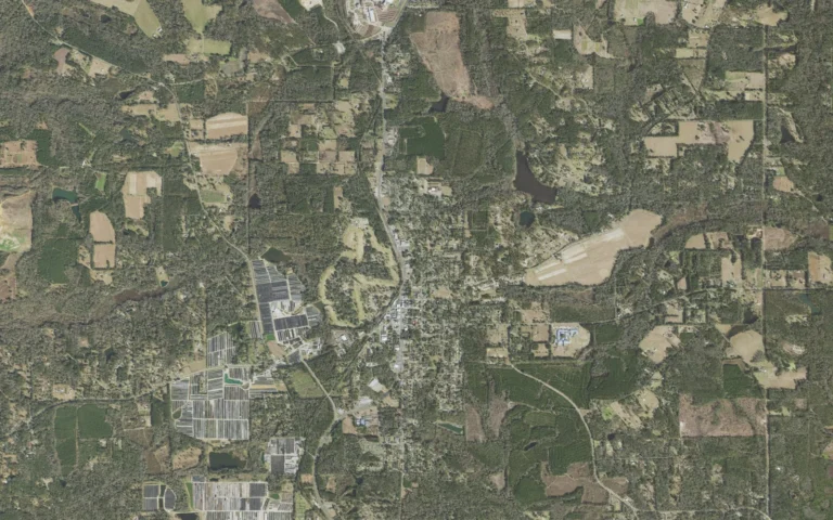 Aerial view centered on Havana, Florida