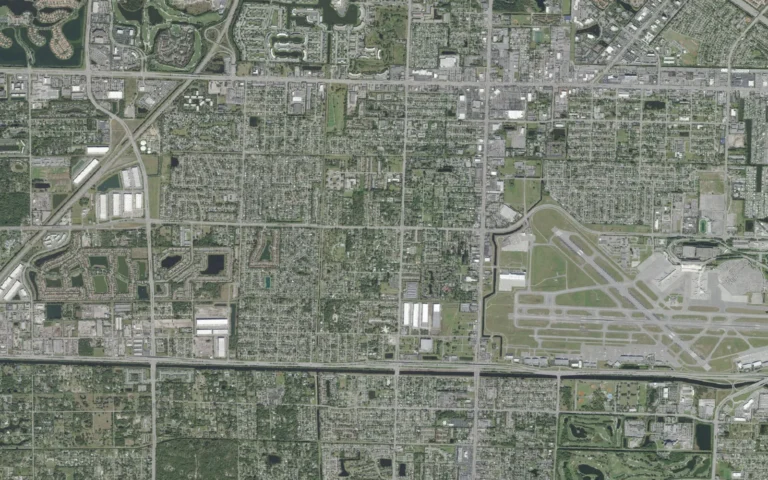 Aerial view centered on Haverhill, Florida