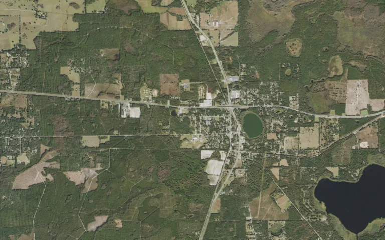 Aerial view centered on Hawthorne, Florida