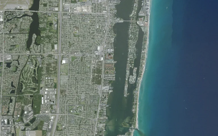 Aerial view centered on Hypoluxo, Florida
