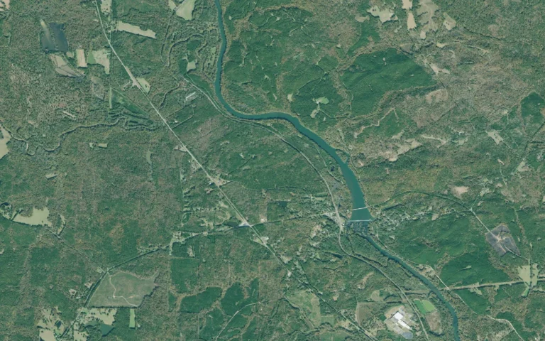 Aerial view centered on Juliette, Georgia