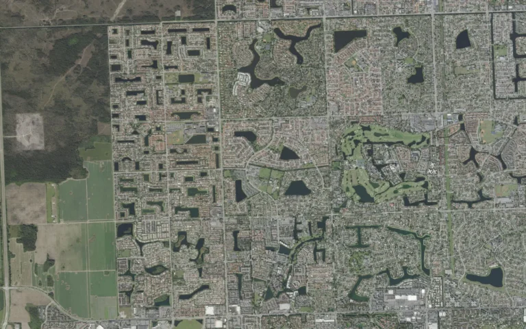 Aerial view centered on Kendall West, Florida
