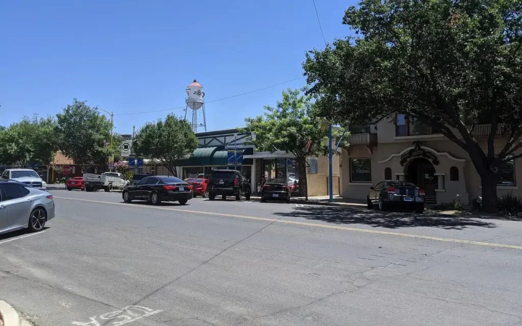 HVAC service area in Kingsburg