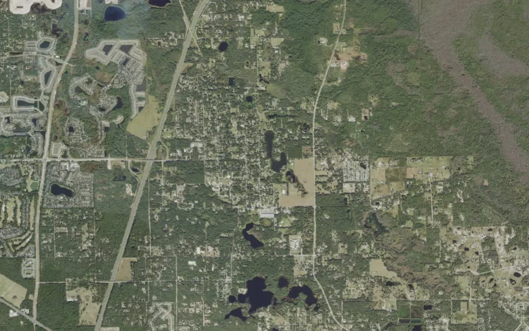 Aerial view centered on Lake Helen, Florida