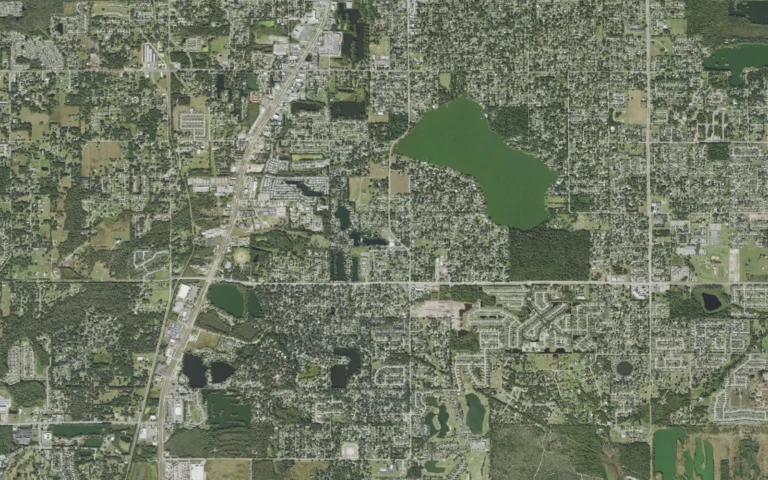 Aerial view centered on Lakeland Highlands, Florida