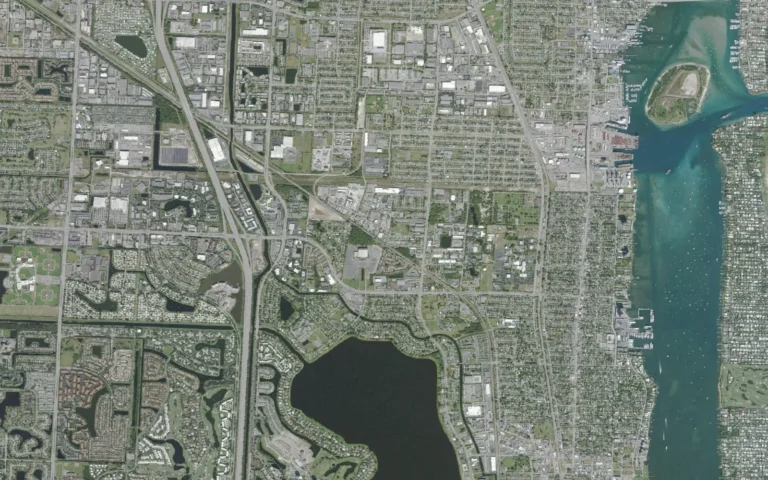 Aerial view centered on Mangonia Park, Florida