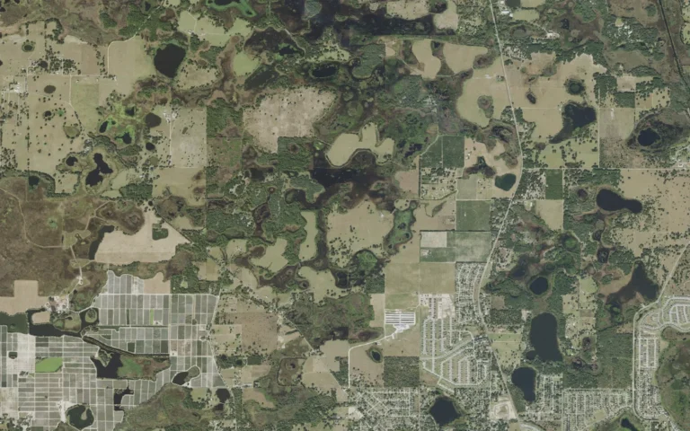 Aerial view centered on Mascotte, Florida