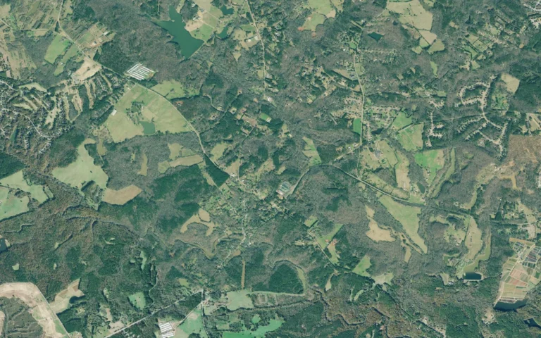 Aerial view centered on North High Shoals, Georgia