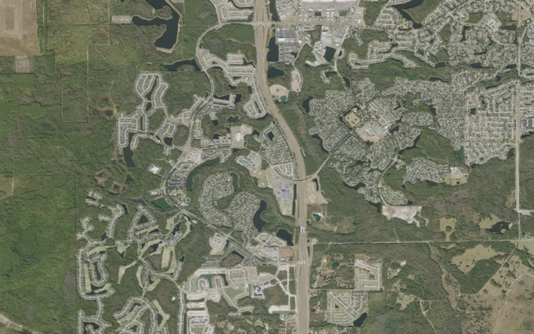 Aerial view centered on Oakleaf Plantation, Florida