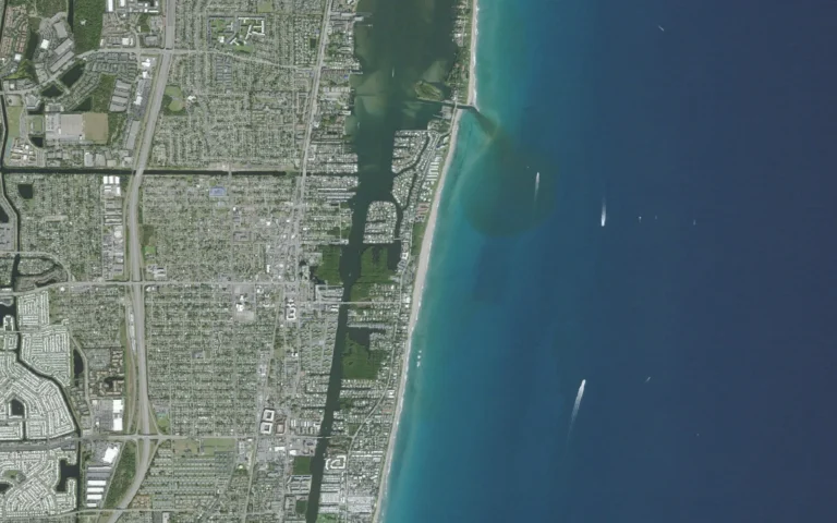 Aerial view centered on Ocean Ridge, Florida