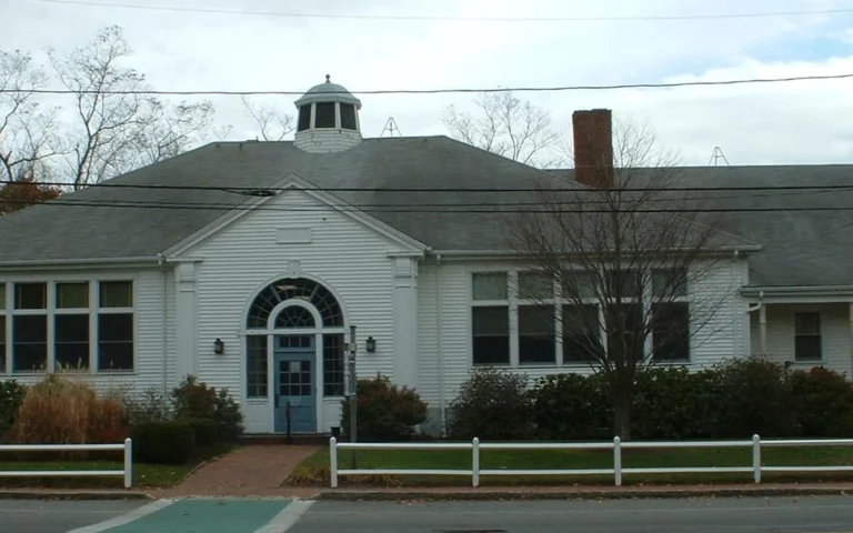 Orleans, Massachusetts community view