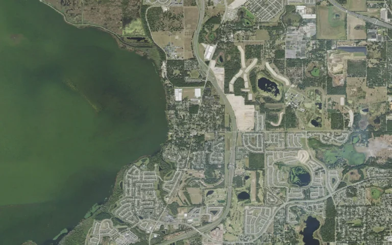Aerial view centered on Paradise Heights, Florida