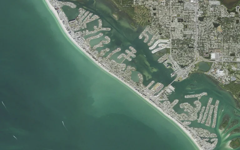 Aerial view centered on Redington Beach, Florida