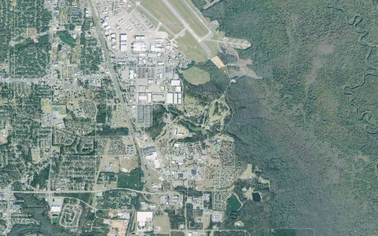 Aerial view centered on Robins AFB, Georgia