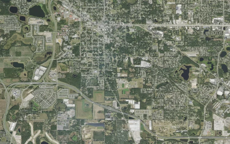 Aerial view centered on South Apopka, Florida