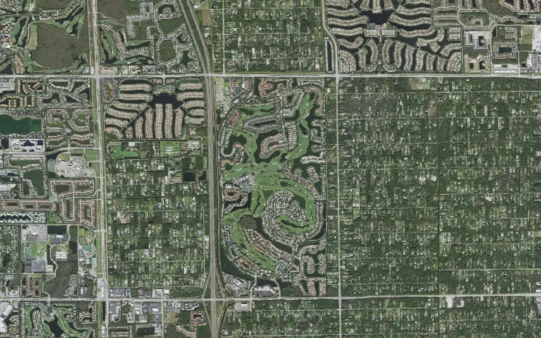 Aerial view centered on Vineyards, Florida