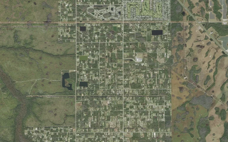 Aerial view centered on Wedgefield, Florida
