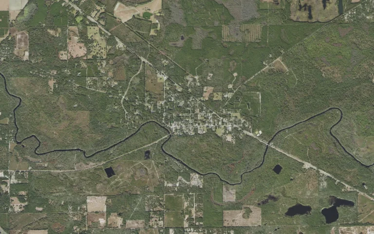 Aerial view centered on White Springs, Florida