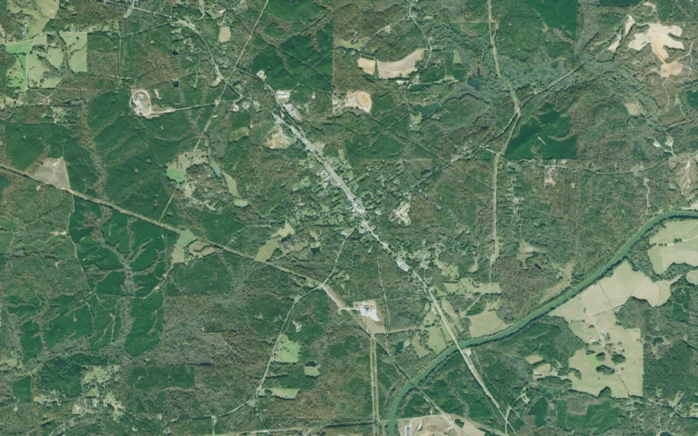 Aerial view centered on Whitesburg, Georgia
