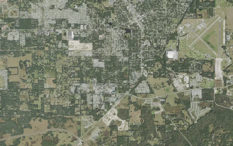 Aerial view centered on Zephyrhills South, Florida